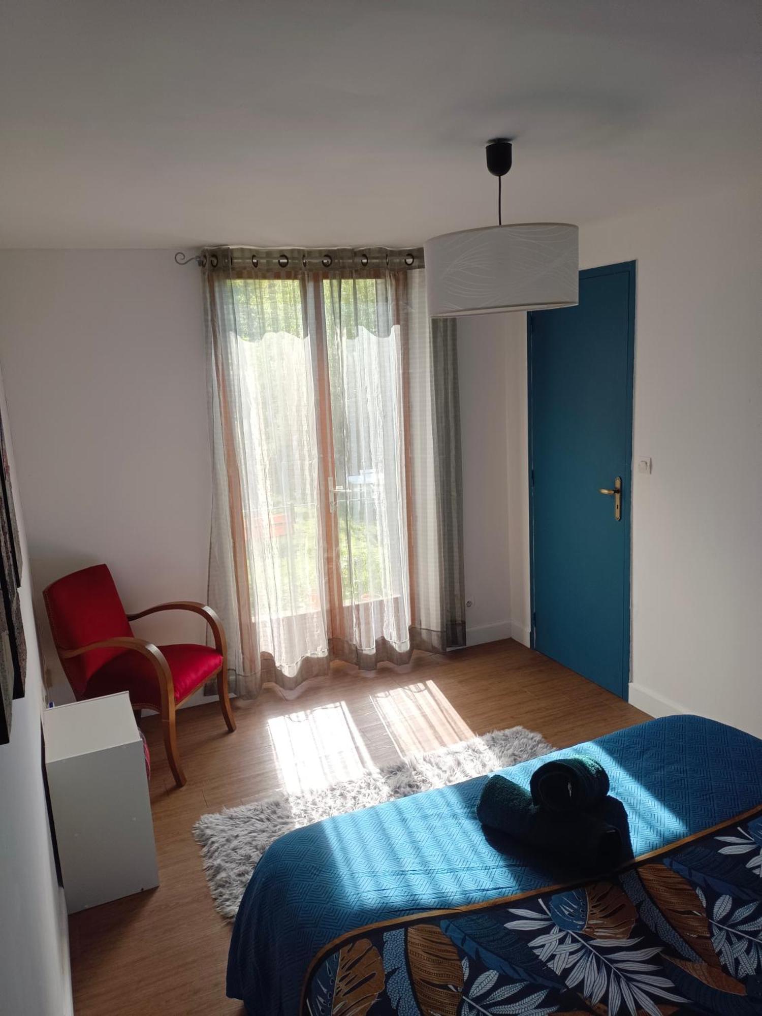 Petite Maison Etape Loire A Velo Ou Compostelle Mosnes Eksteriør billede